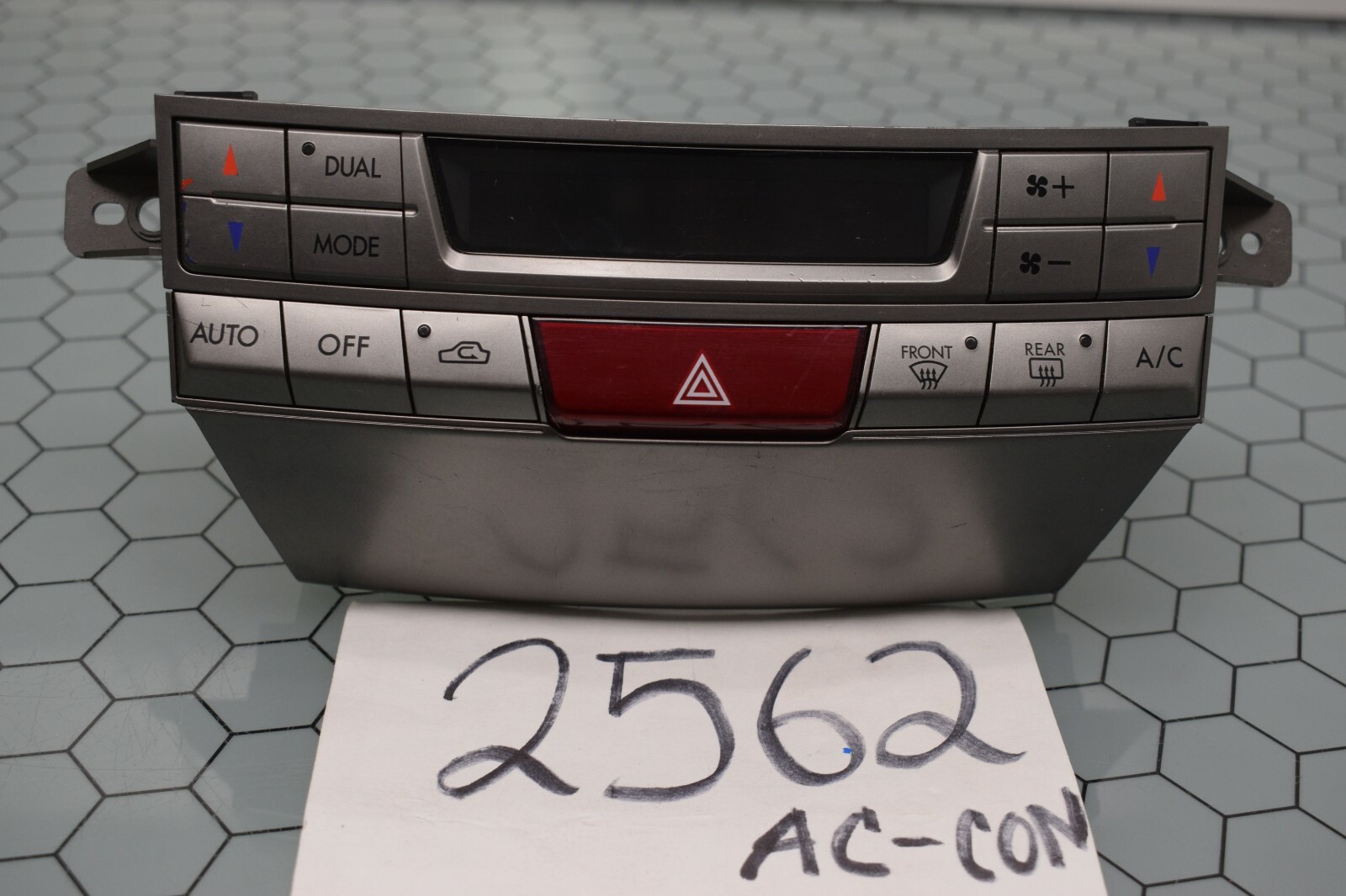 10 11 12 13 14 Subaru Legacy AC and Heater Control Used Stock #2562-AC 