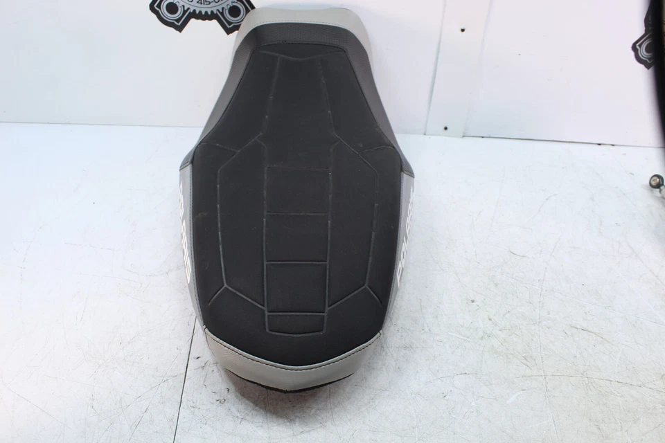 Asiento 17-20 Polaris 800 Switchback Assault 144 Foto 3 de 4