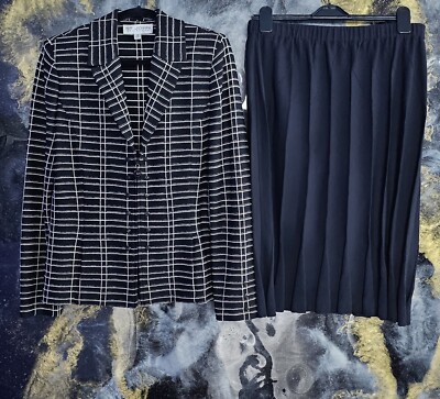 St. John Two Piece Skirt Suit -size 10