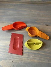 Tupperware Kitchen Utensils Tools Gadgets Lot Of 4 Vintage