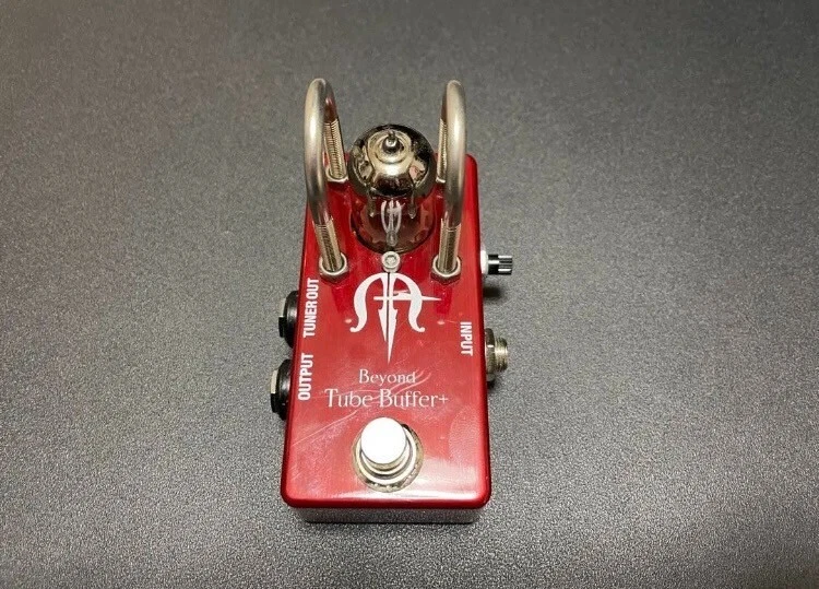 Beyond Tube Buffer+ Marty Friedman Model Guitar Effecter red