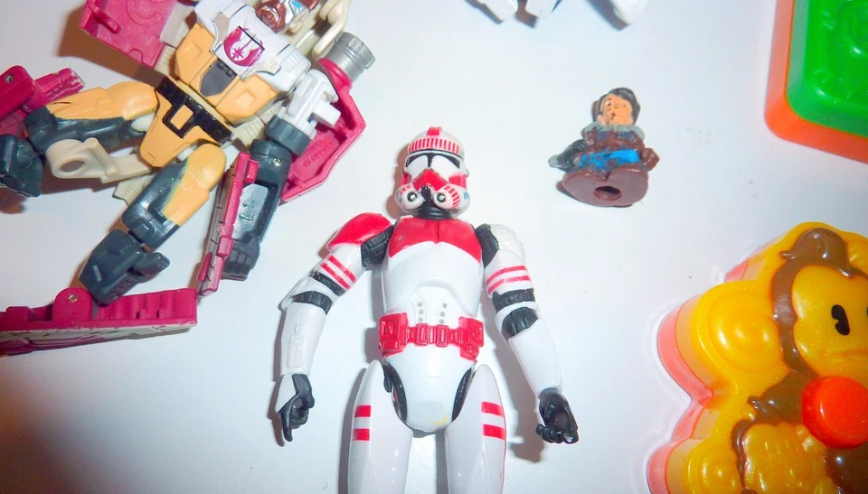 Lote de juguetes vintage - Star Wars, Power Rangers Transformers, Sonic, Sega ver fotos Foto 2 de 4