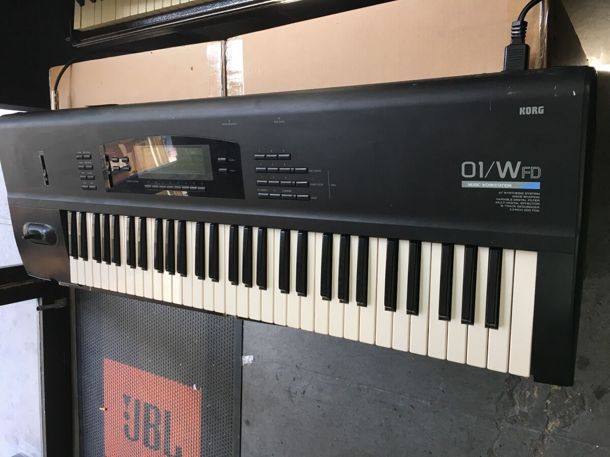 KORG シンセサイザー 01/W FD MUSIC WORK STATION KORG 01W SYNTH WORKSTATION | jam - YouTube
