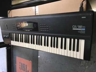 コルグ 01/W FD シンセサイザー ミュージックワークステーション 61鍵盤 Korg 01/wfd 61key Music Workstation Synthesizer Battery