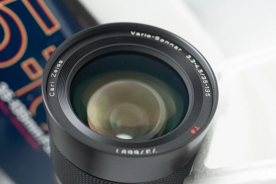 Contax Vario-Sonnar T 35-135mm f/3.3-4.5 for Yashica/Contax (C/Y mount) - Image 2 of 4