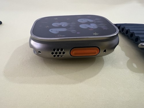 Apple Watch Ultra 1st Gen 49mm Cellular + GPS 100% Battery Health - Picture 14 of 16