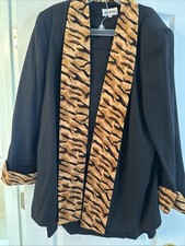 Vtg LEE WINTER Women  s 2pc Black Skirt Suit W/Leopard Trim Sz 18 Elegant 80  s