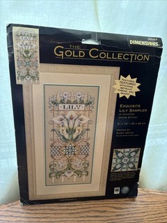 2002 Dimensions Gold Collection FLORAL RETREAT LILY 35064 half cross stitch kit