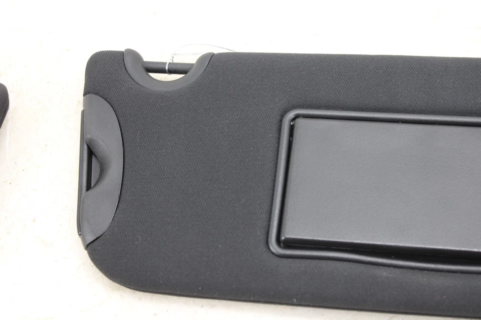 Juego de parasol Dodge Challenger 2017-2023 OEM MX60 Foto 4 de 4