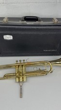 Selmer Bach TR300 Student Trumpet Bundle w/Hard Case  5c Mouthpiece Beginner