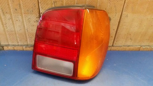 VW POLO (6N1) Rücklicht Rückleuchte rechts mit Lampenträger 6N0945096