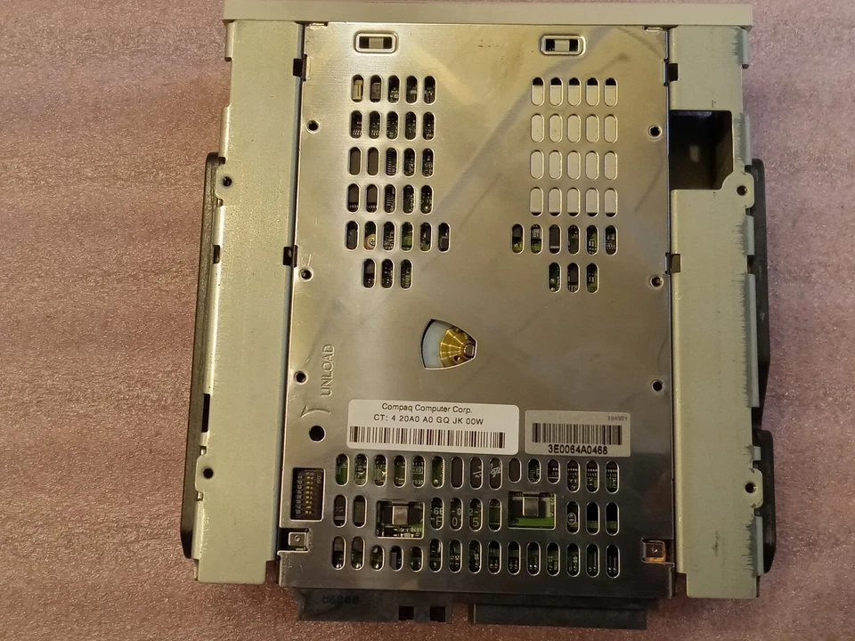COMPAQ 122875-001 401663-001 AIT 35 SCSI INTERNAL TAPE DRIVE - Image 4 of 4