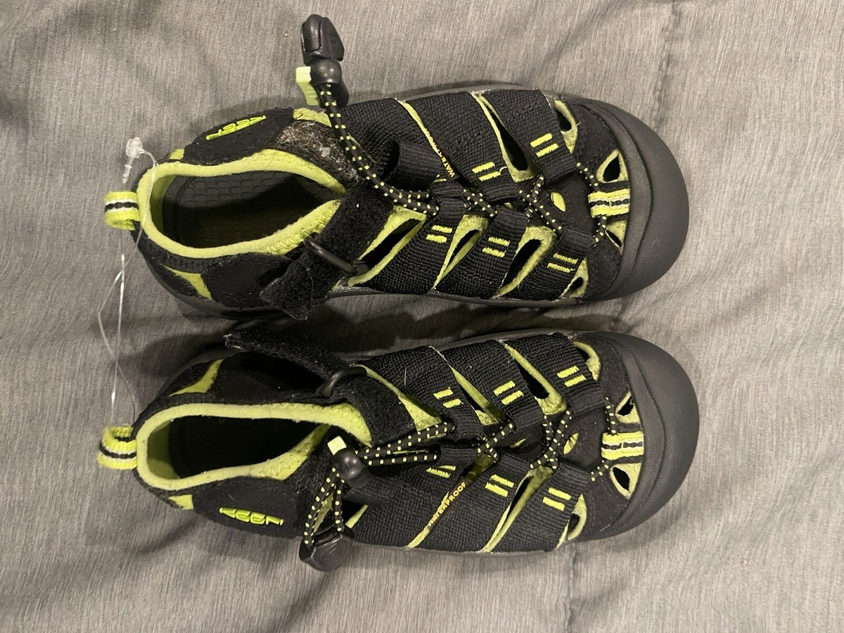 Keen Newport H2 Kids Youth Size 13 Hiking Water Shoes 