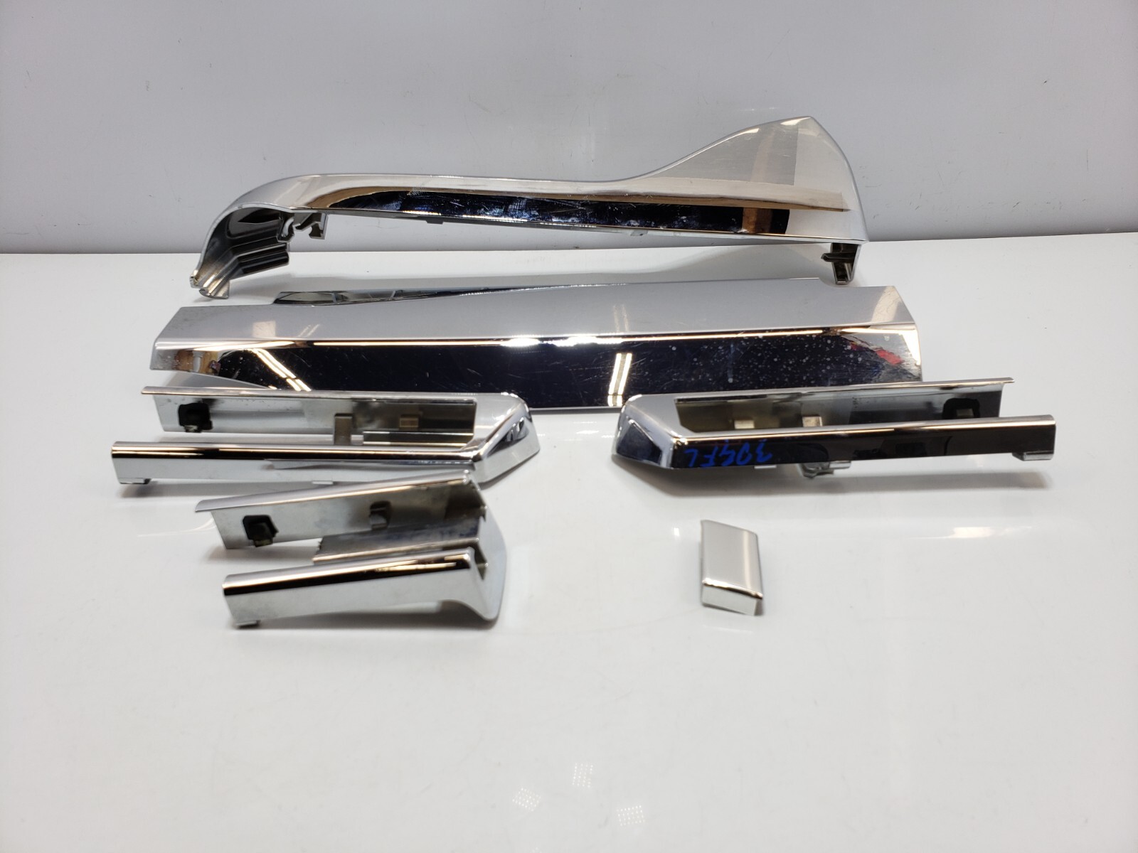✅ 10-14 OEM Rolls Royce Ghost RR4 Front Left Driver Seat Rail Trim SET NOTE*