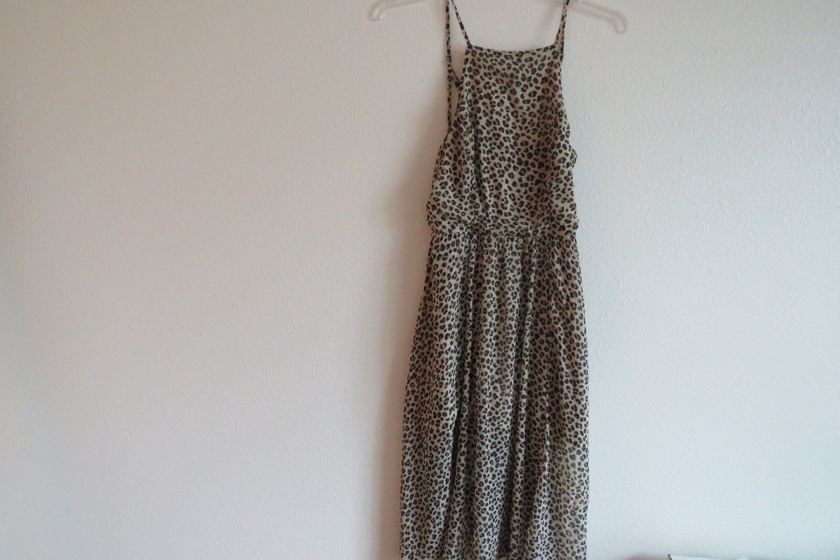 abercrombie chiffon maxi dress Abercrombie maxi dress by Abercrombie and Fitch