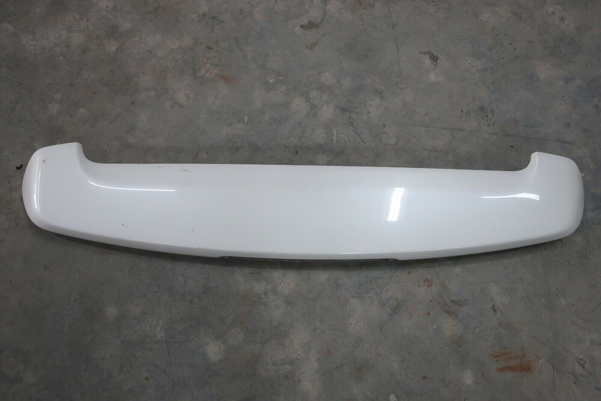 03 04 MITSUBISHI OUTLANDER ZE REAR SPOILER WITH 3RD BRAKE LIGHT