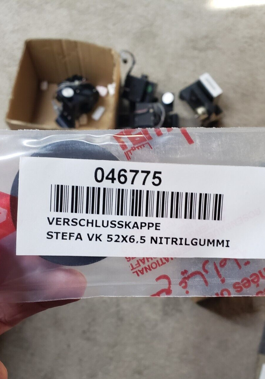 NEW Rosenbauer Fire Engine truck Panther B70 Pump ? Cap Nitrile Rubber # 046775