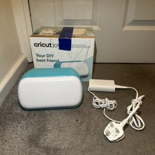 Cricut Joy Compact Smart Cutting Machine With Box, Leads