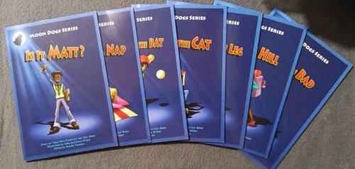Phonic Books Moon Dogs Set 1: Decodable Books for Older Readers *MISSING BOOK 6*