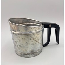 Vintage Foley Flour Sifter Aluminum Squeeze Handle Made in USA Silver Black