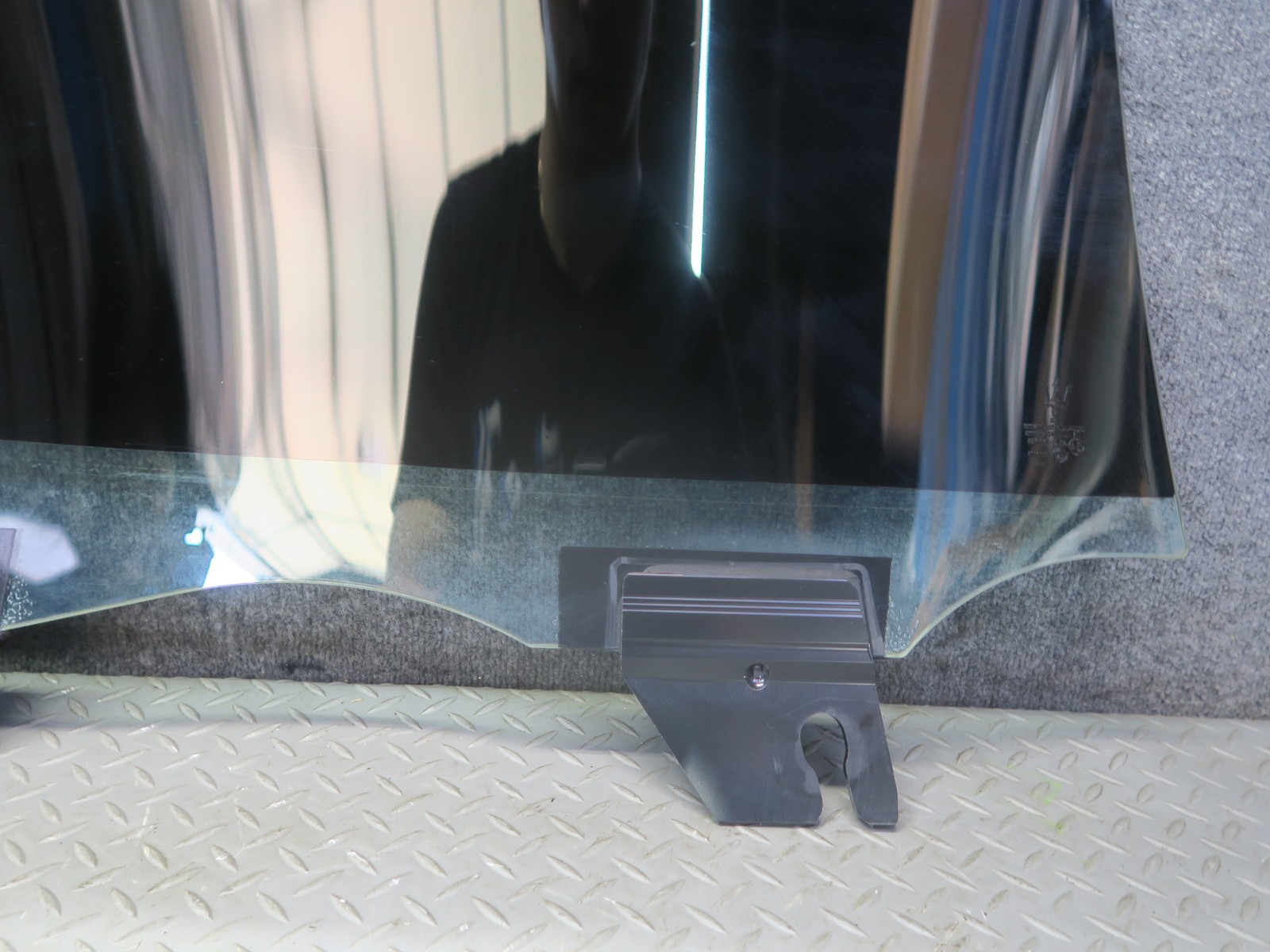 Maserati Quattroporte 2014-2021 Rear Left Side window
