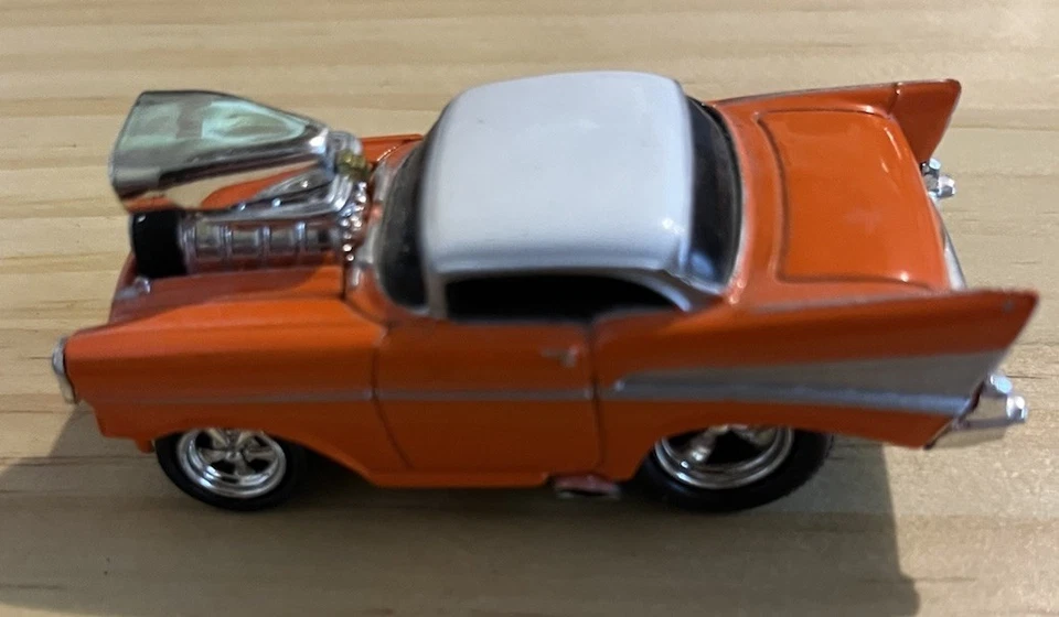Funline 2001 Muscle Machines Rubber Tires Die-Cast Orange & White Tone 3 1/8 - Image 3 of 4