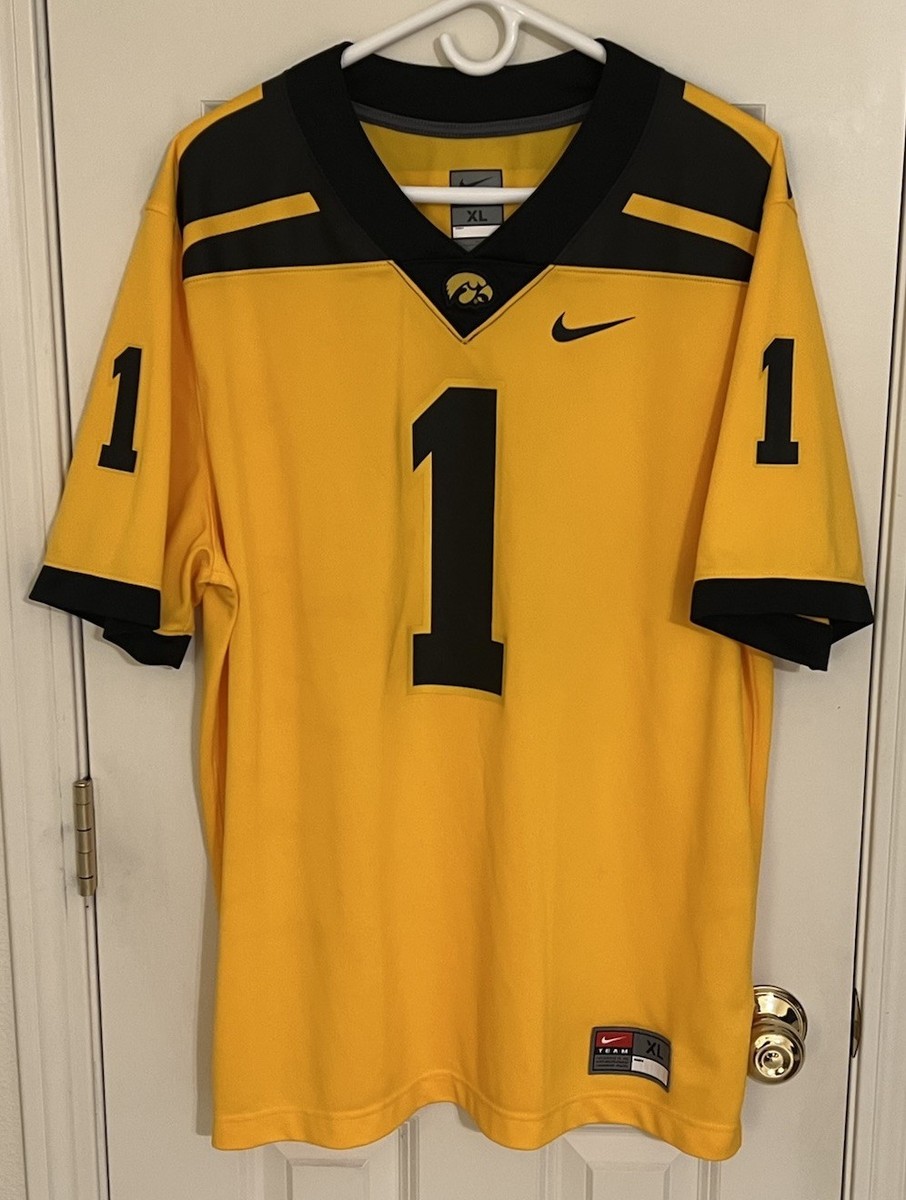 Iowa Hawkeyes Football Jersey Banana Peel Wings Nike Gold XL
