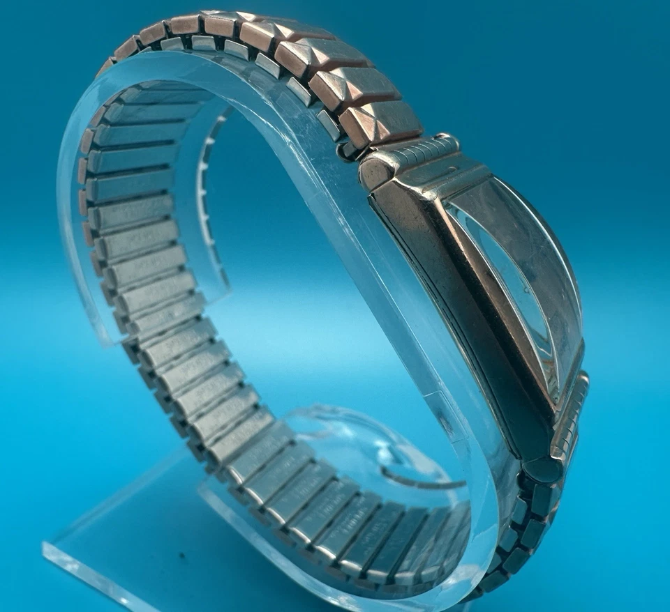 Vintage Bulova 14k GF Copper Tone 20mm x 35mm 17 Jewel Manual Wind Watch (6253) - Image 3 of 4