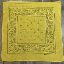 Vintage WESTERN All Cotton Bandana Yellow Paisley RN 97467 20  X 20  