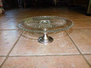 VINTAGE MODERN DUCHIN CREATION STERLING & CANDLEWICK GLASS PEDESTAL CAKE STAND