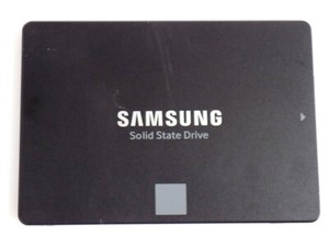250GB Samsung 860 EVO MZ7LH250HBJQ 2.5-Zoll SATA 6Gb/s SSD Festplatte