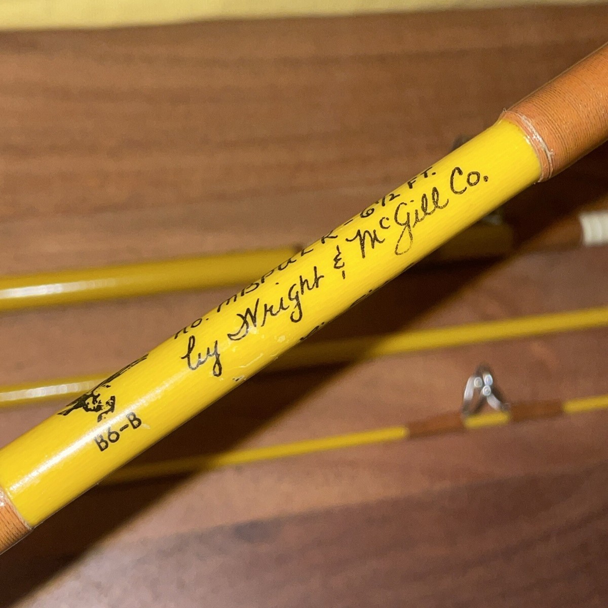 Vintage 6.5' Wright & McGill Fiberglass 4pc Fishing Fly BEANS PACK