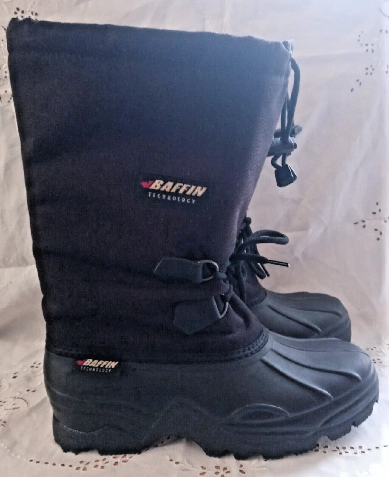 BAFFIN TECHNOLOGY SNOW BOOTS -: Womens Size 9 -
