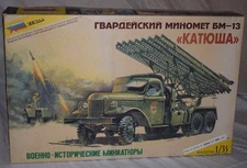 Zvezda Kit 3521 Russian Rocket Launcher BM-13 Katyusha w/ Extras 1:35 NEW
