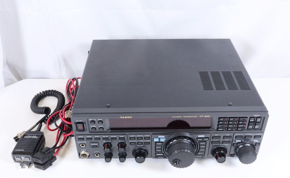 YAESU FT-950 HF/50MHz トランシーバー Yaesu Ft-950 Hf/50mhz 100w All Mode Confirmed It Works for sale