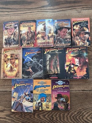 Indiana Jones Book Lot of 17 Paperback 1990s Rob MacGregor Max McCoy Young Find