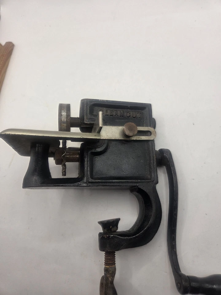 Máquina cortadora rosadora de hierro fundido corte limpio tela cuero South Richland Foto 4 de 4