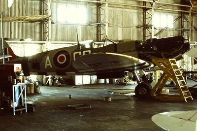 Flugzeugdia - RAF Supermarine Spitfire @ Booker '79 - Motor - 35mm Dia