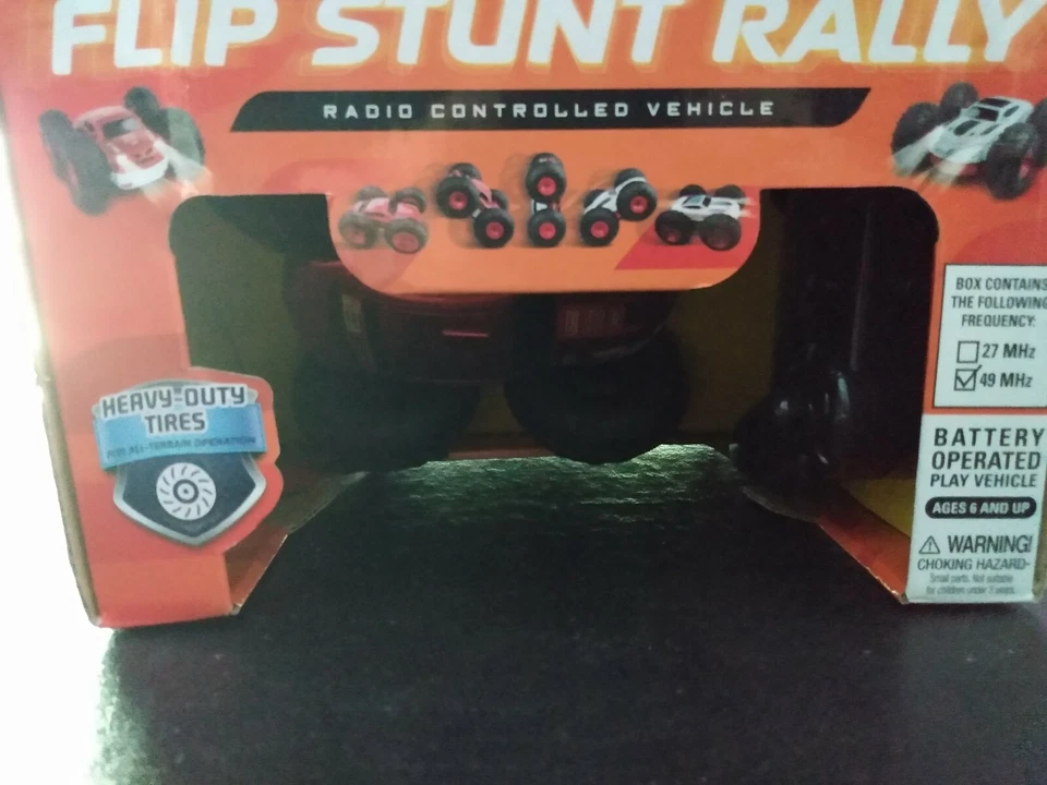 Flip Stunt Rally R/C 49 MHz Wireless Blue Hat Toy - Image 4 of 4