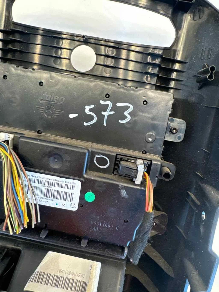 2009 BMW MINI COOPER A/C aquecedor ar condicionado controle de temperatura com moldura de acabamento - Imagem 4 de 4