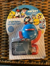 new in package disneys mickey and friends projectables led night light