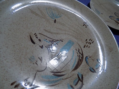 Red Wing Pottery Plates #112 Bob White Quail Dinner Plate and Bread Butter Plate - Picture 8 of 8