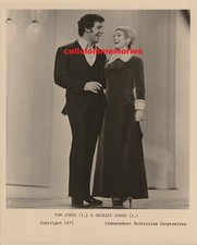 Original Vintage Photo 1971 Tom Jones TV Show & Shirley Jones Partridge Family