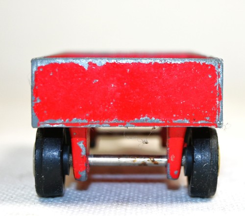 Carro de granja rojo Tootsietoy retro de los años 70 - desgaste de pintura - 1 alto - 1,5 ancho - Imagen 2 de 5