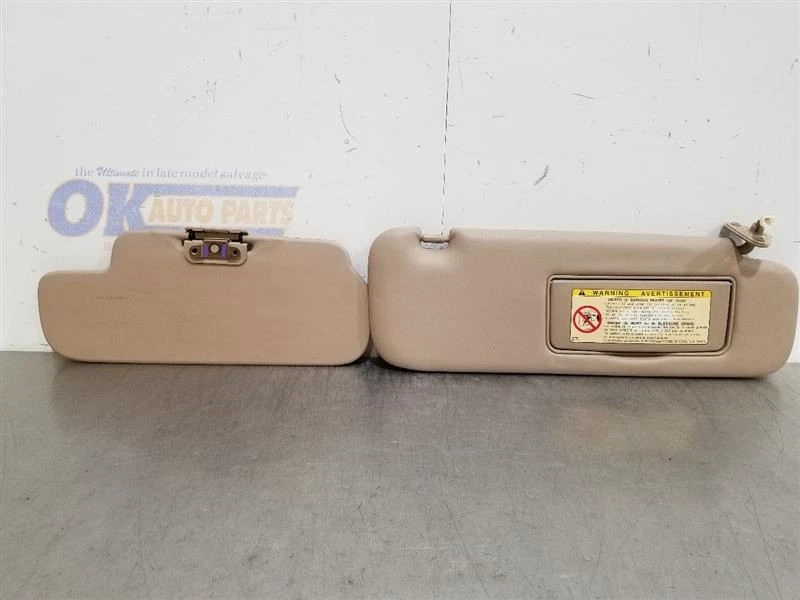 01 2001 LEXUS LX470 СОЛНЦЕЗАЩИТНЫЙ КОЗЫРЕК ПРАВЫЙ ПАССАЖИРСКИЙ ЖЕЛТОВАТО-КОРИЧНЕВЫЙ - Изображение 2 из 4