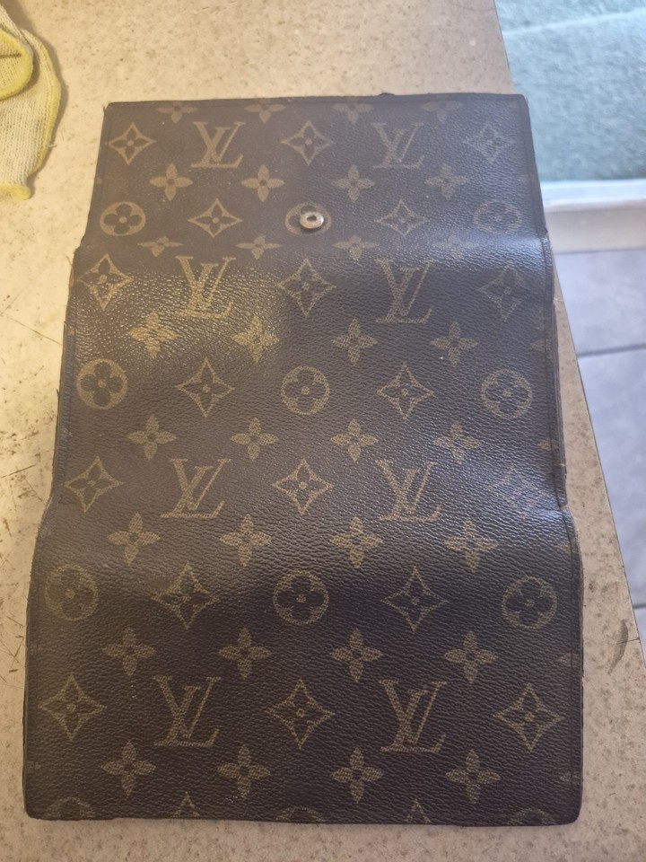 Louis Vuitton Monogram Logo Brown Women's Folding Credit Card Wallet | eBay