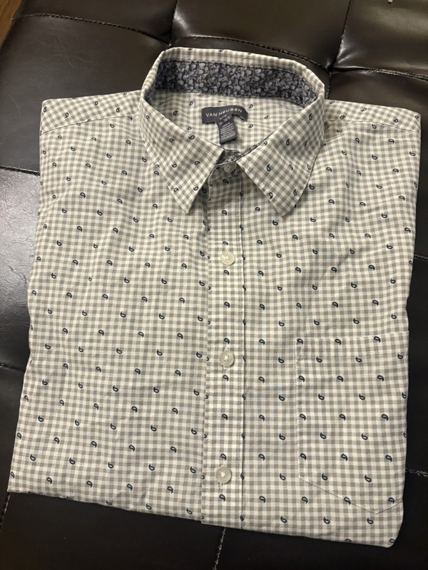 Man”s Shirt, Brand Van Heusen.