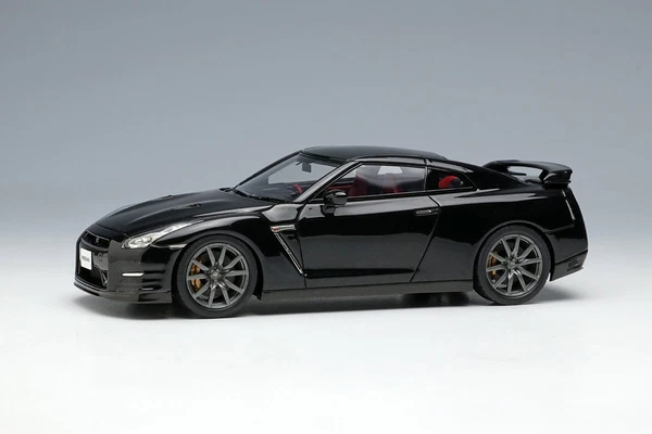Make Up EM414F 1:43 Nissan GT-R 2014 Premium Edition Schwarz Modellauto-image