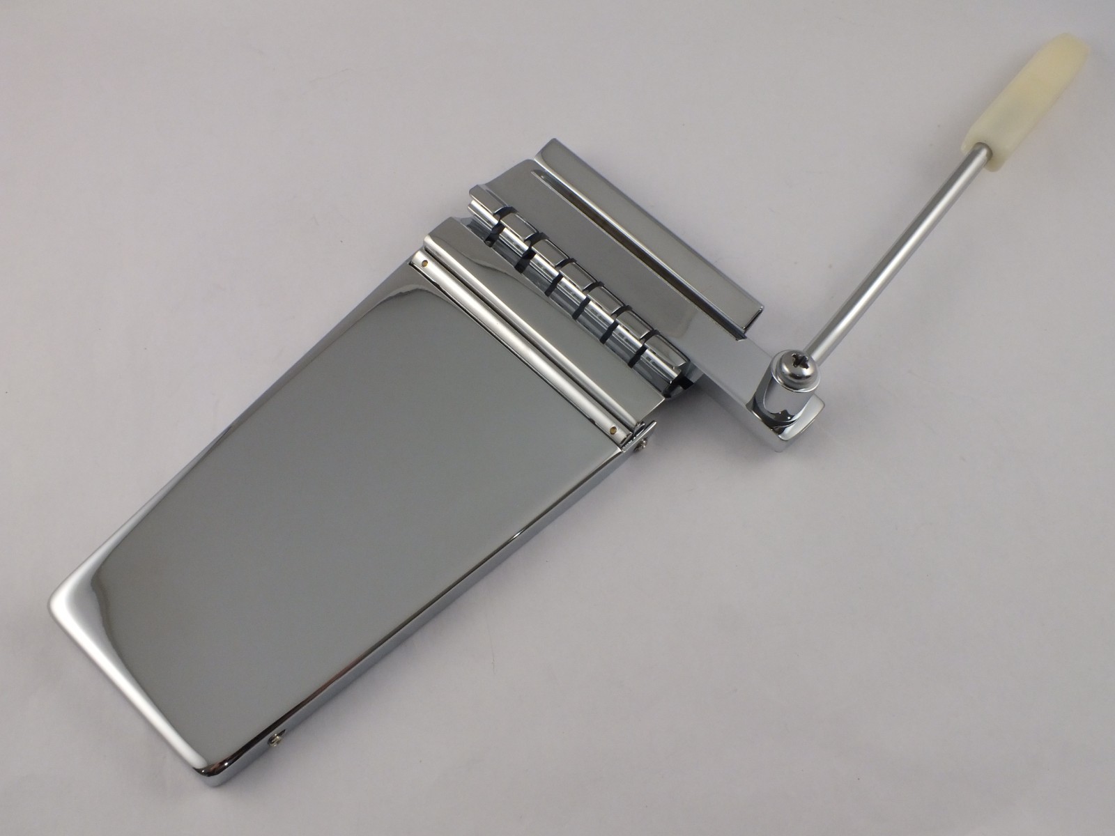 Vibrato Tremolo CROMO Lyre/Maestro per chitarre Gibson foto 4
