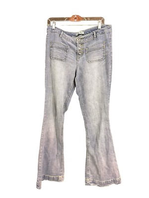 LEI Womens Sophia Hipster Flare Jeans Size 11 Stretch Distressed